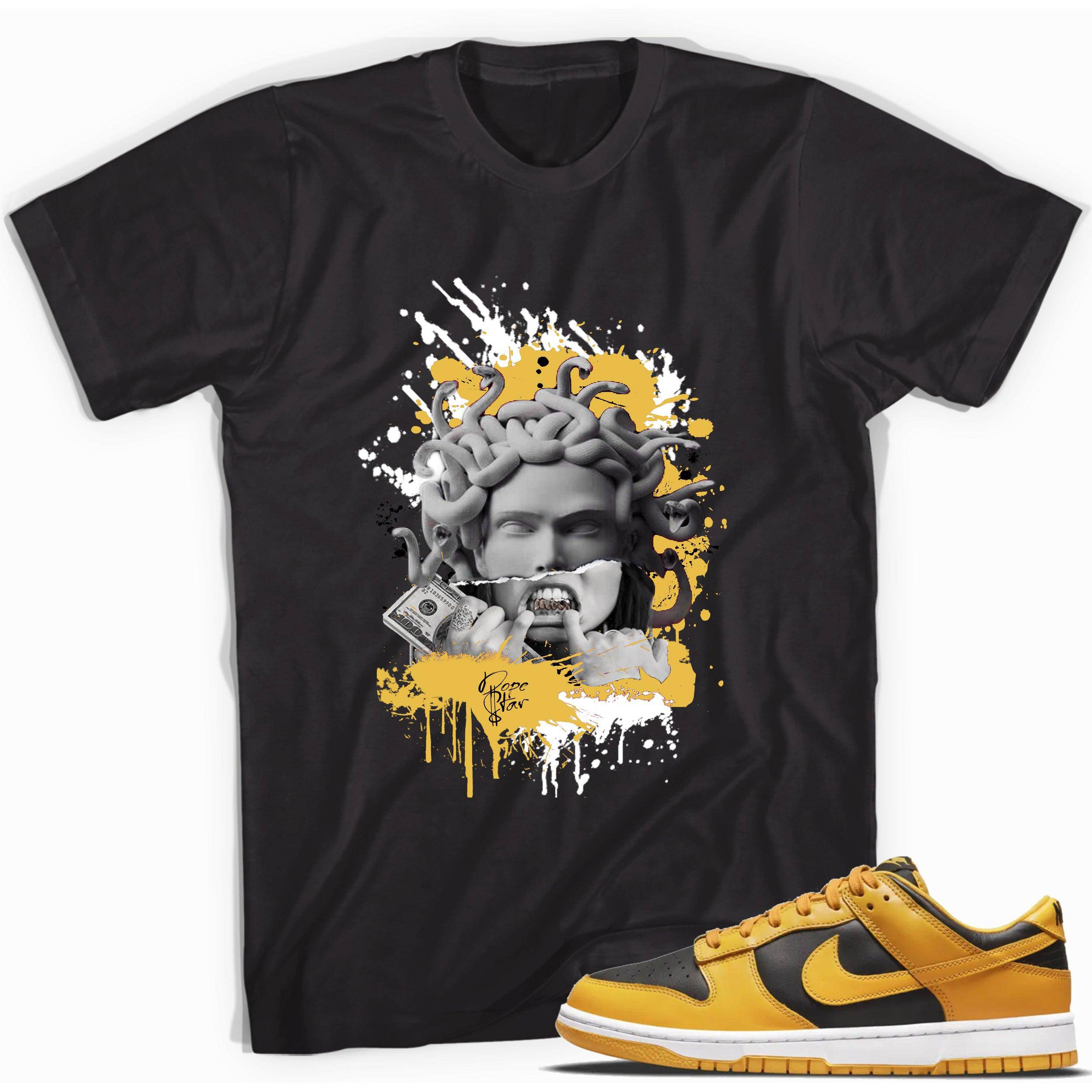 Dunk Low Goldenrod (2021) Shirt Medusa