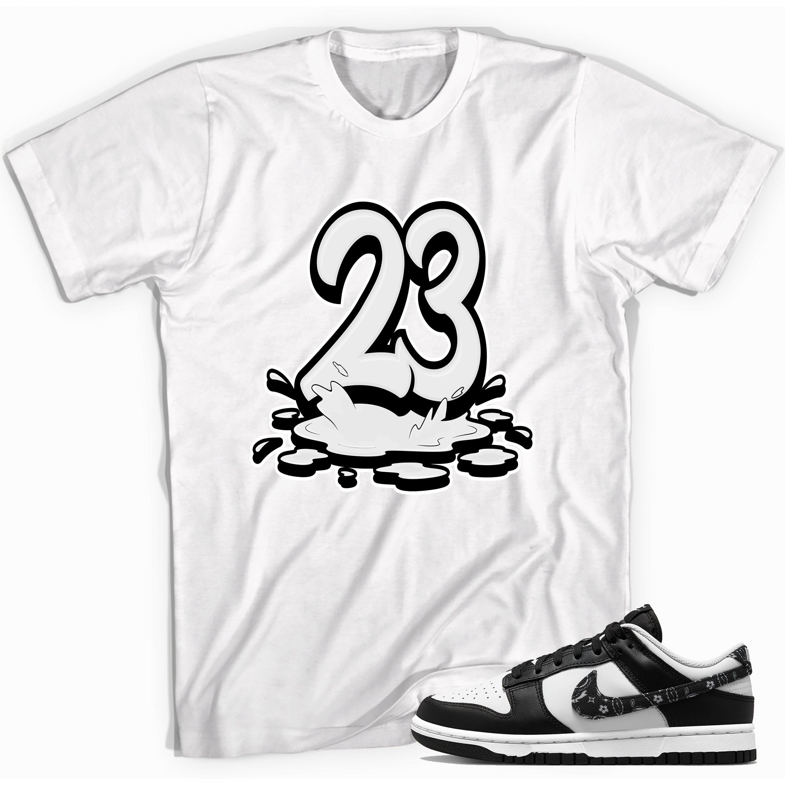 23 Melting T-Shirt Nike Dunk Low Essential Black Paisley photo