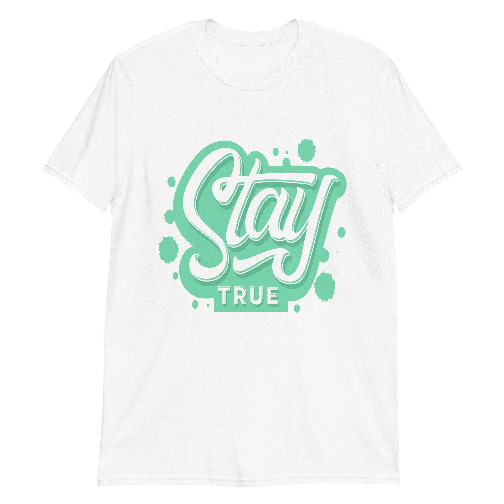 White Stay True Shirt Nike Dunk Low Green Glow photo